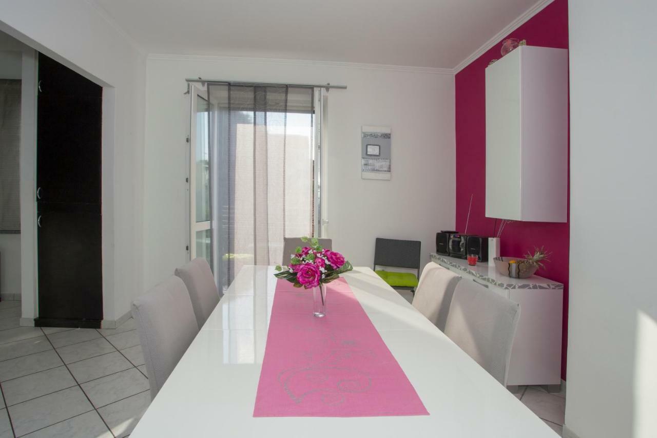 Apis Split Apartamento Exterior foto