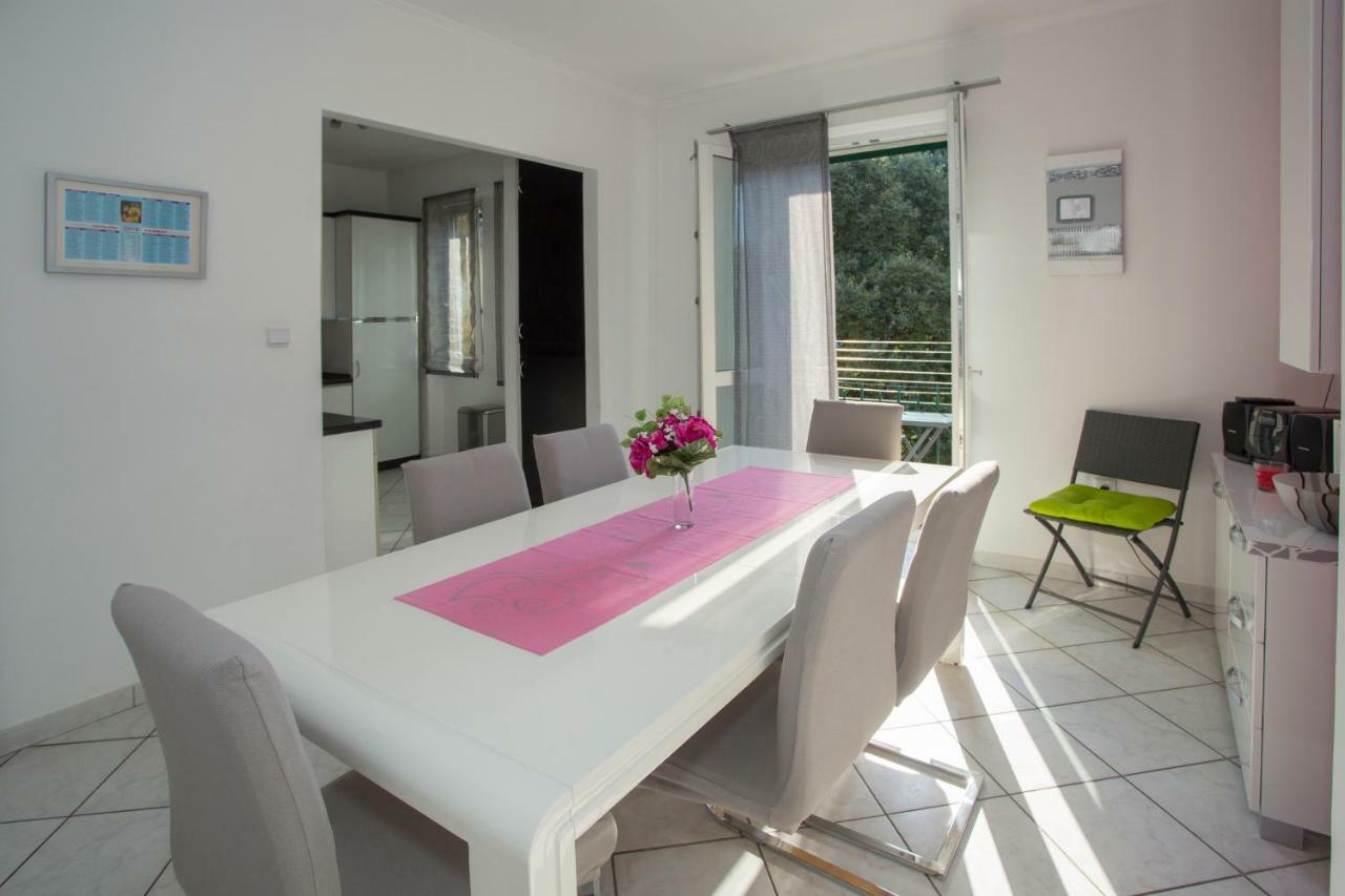 Apis Split Apartamento Exterior foto