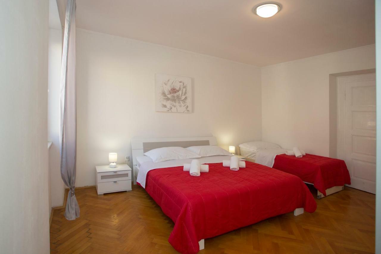 Apis Split Apartamento Exterior foto